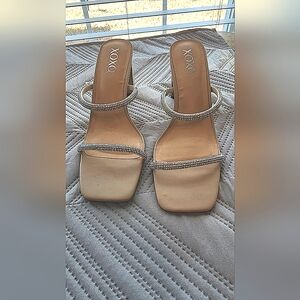 XOXO Women's Folee Pump